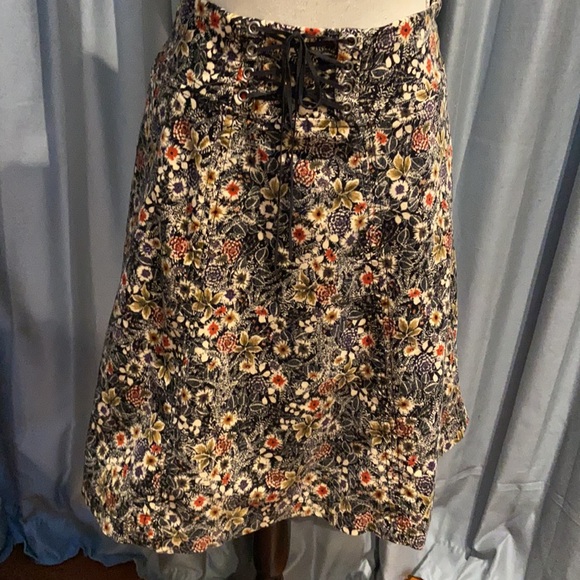 Anthropologie Dresses & Skirts - Anthropologie Edme & Esyllte Floral Skater Skirt